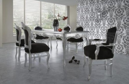 table et chaises baroque